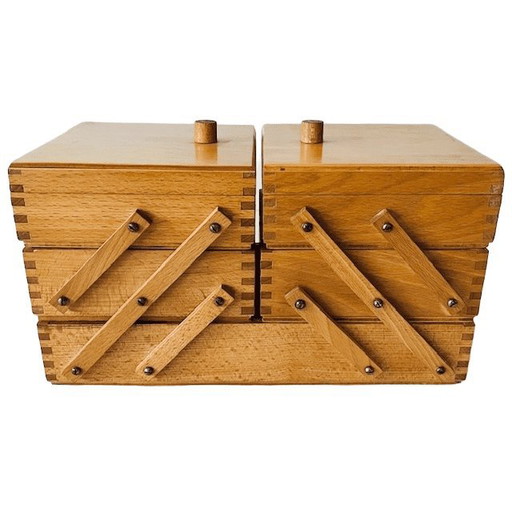 Scatola da cucito pieghevole in legno di metà secolo, scatola artigianale di design danese, anni '60