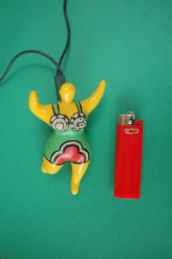 Image 1 of Cadena de luces "Nanas", inspirada en el espíritu de Niki de Saint Phalle