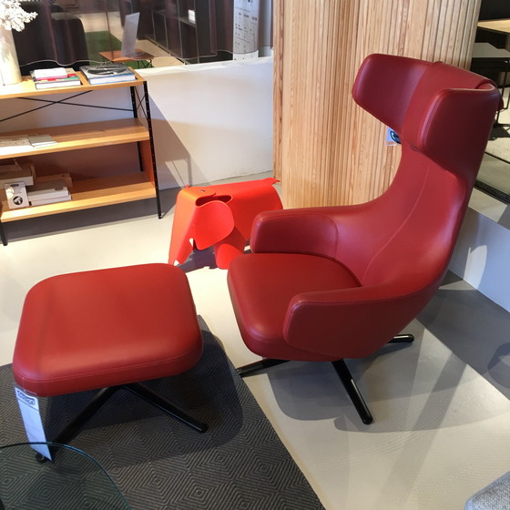 Image 1 of Vitra Repos Grand recliner with ottoman