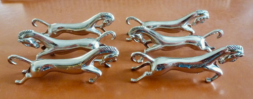 Beautiful set of 6 knife rests in the shape of a rare model horse - silver plated metal - 1970.