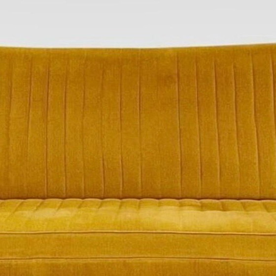 Image 1 of 1 canapé trois places en velours jaune de style Mid-Century, inspiré de Gio Ponti