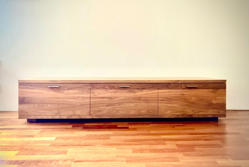 Bert Plantagie TV Furniture Walnut