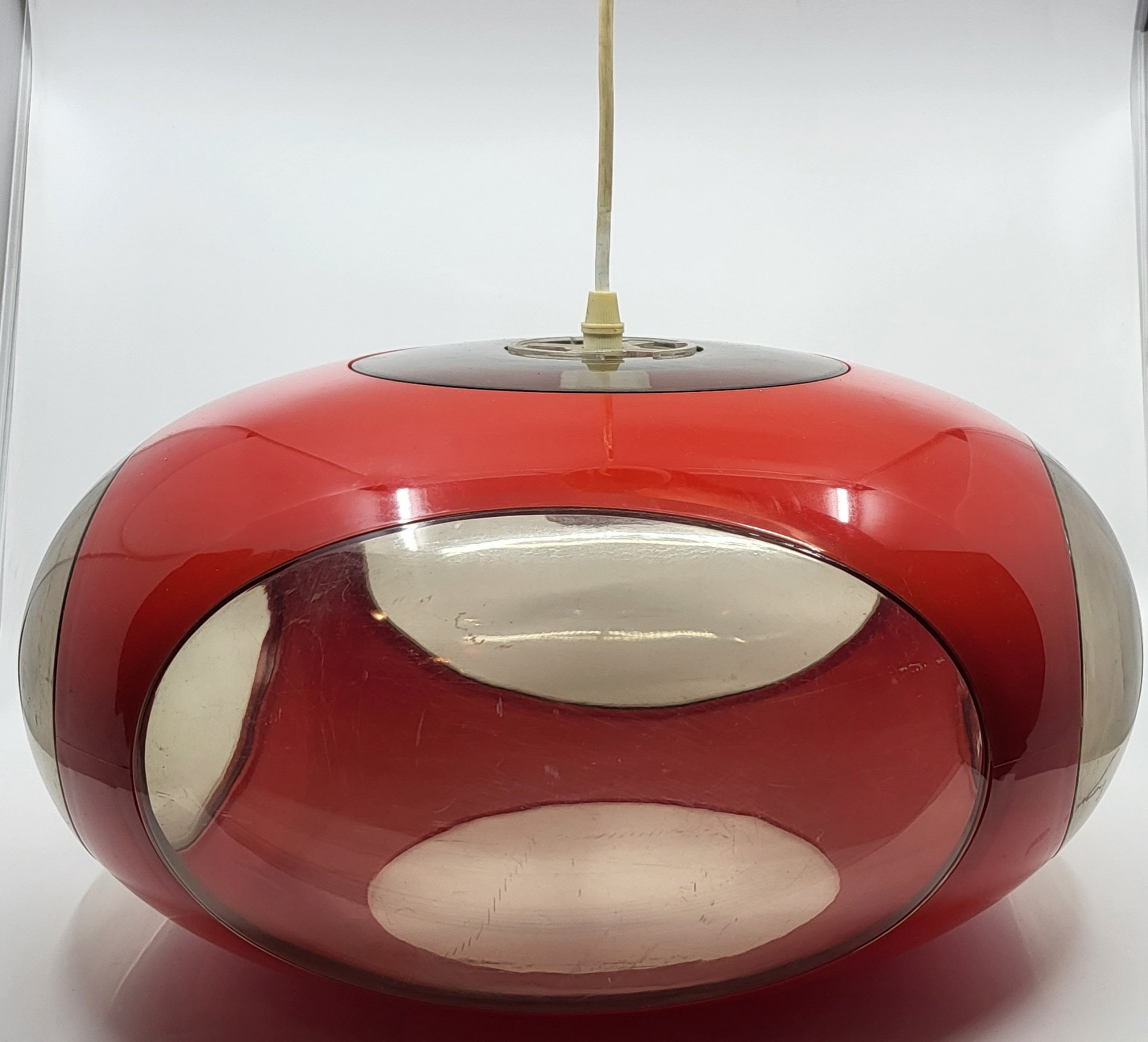 Luigi Colani 照明　東京から発送します Luigi Colani UFO hanging lamp Space Age red | €820 | Whoppah