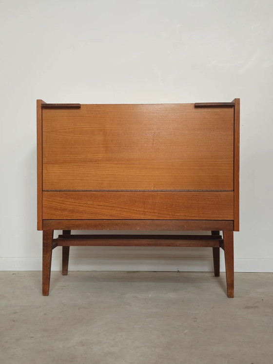 Opbergkist of minibar van Frantisek Mezulanik voor Up Zavody – Barkrukken, Wood, Mid Century Modern (photo 21 of 21)