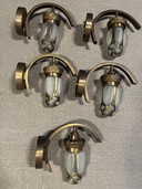 Wandlamp brons en glas 5 stuks. Handgemaakt door Vladimir ( kunstenaar uit Rotterdam) Zeer decoratief.