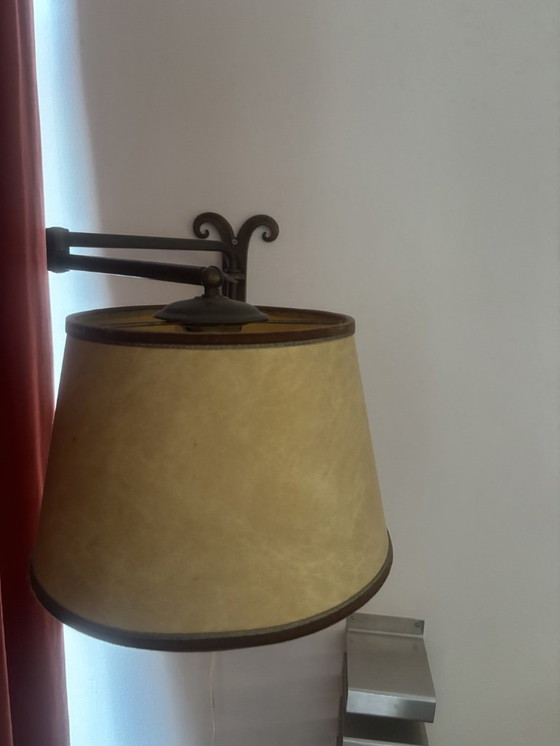 Image 1 of Antieke wandlamp mid-century