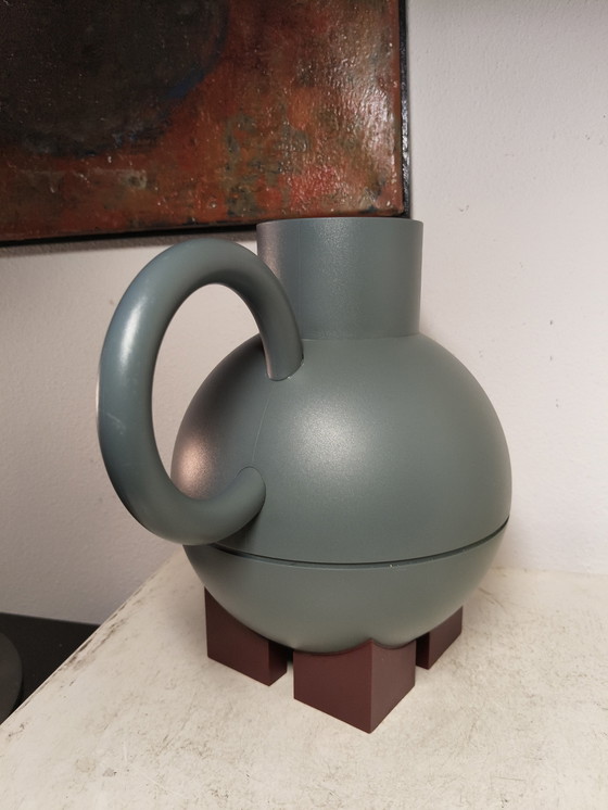 Image 1 of Thermos Euclid modello postmoderno di design vintage di Micheal Graves per Alessi