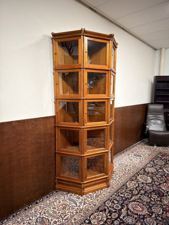 Libreria inglese semicircolare originale Globe Wernicke – Librerie, Vetro, Legno (photo 4 of 16)