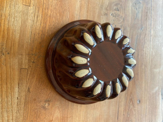 Image 1 of Boîte à pâtisserie vintage en céramique brune