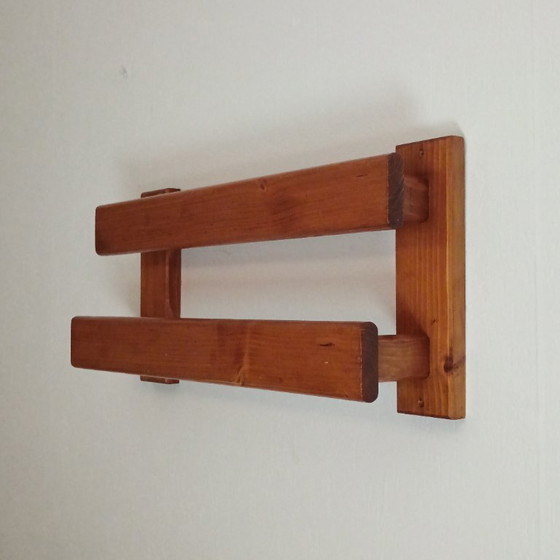 Image 1 of Vintage pine towel rack