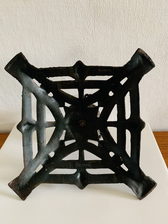 Image 1 of Vintage Art Deco kerstboomstandaard van gietijzer uit Duitsland, circa jaren 20/30.