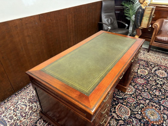 Klassischer englischer Globe Wernicke Schreibtisch – Leather, Wood (photo 15 of 19)