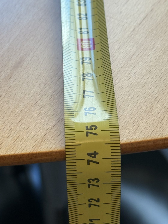 Image 1 of Leolux Trias Tafel