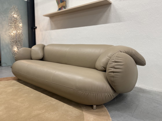 Image 1 of Leolux Pulla Bank 3.5 Seater Negev Seco Leather 270