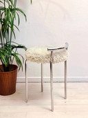 Vintage buisframe krukje met fluffy bekleding