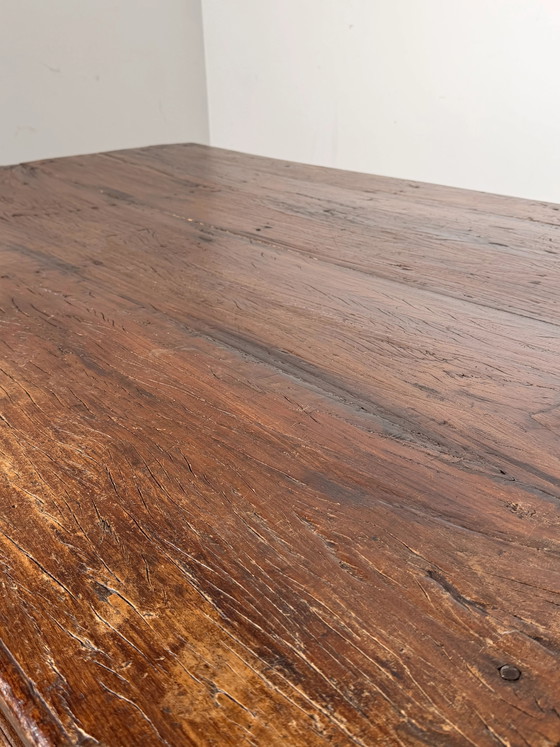 Mesa de centro grande de madera antigua tallada a mano, Mesas de centro (foto 4 de 7)