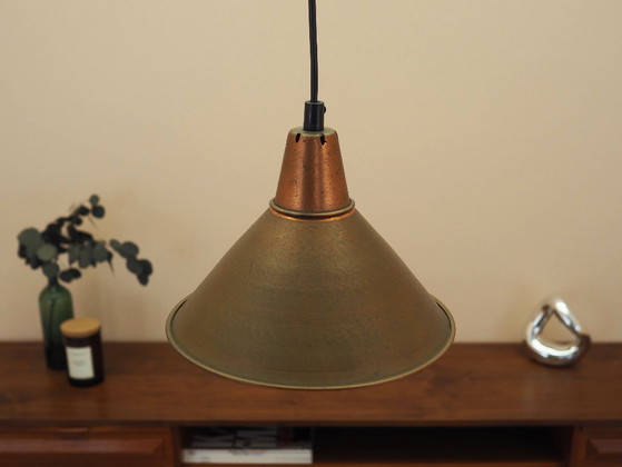 Deense messing hanglamp met industriële kegelvormige kap, Scandinavisch modern design, jaren 60 – Hanglampen (photo 4 of 11)