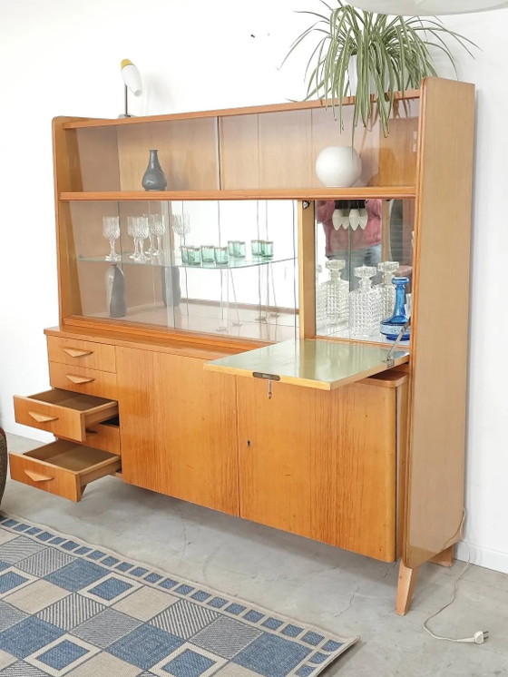 Vetrina ceca vintage di Frantisek Jirak per Tatra 1960 – Tatra Nábytok, Armadi contenitori, Wood, Glass (photo 20 of 27)