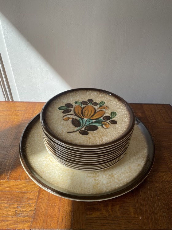 Image 1 of Set di 12 piatti da dessert o semi-zuppa Boch, collezione vintage La Louvière Corfou