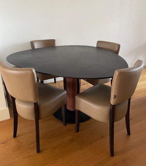 Compact dining table with organic top (seen at VT wonen)