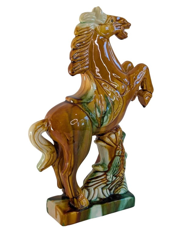 Keramisches Steigendes Pferd – Glänzend Glasierte Bildhauerei – Ceramic (photo 2 of 8)