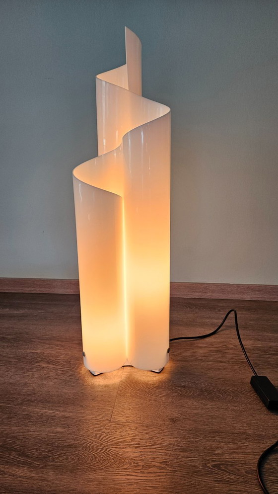 Image 1 of Lampada da tavolo/terra Artemide Mezzachimera