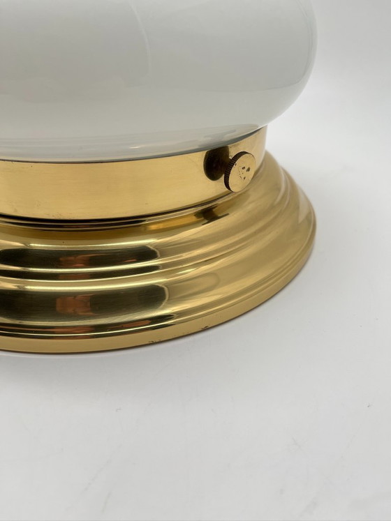 Image 1 of Plafondlamp in mid-century modern stijl – Art Deco – Opaalglas & Messing