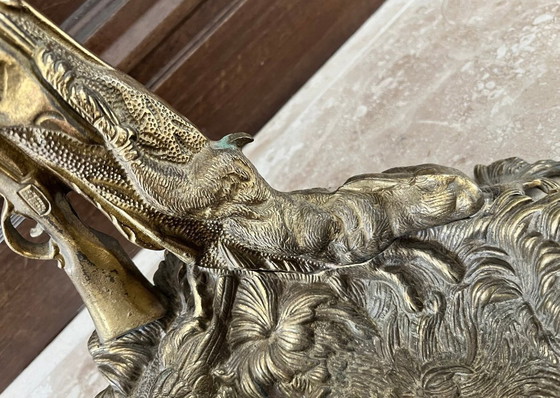 Image 1 of Portaombrelli o portautensili da camino in ottone vintage con scena di caccia