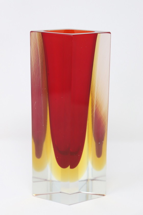 Image 1 of Rote und gelbe Vase aus Muranoglas, 1970er Jahre