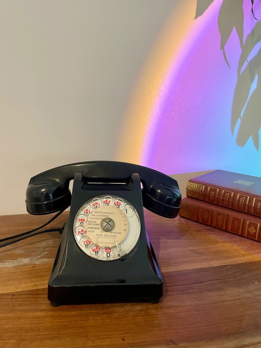 Vintage Black Bakelite Telephone
