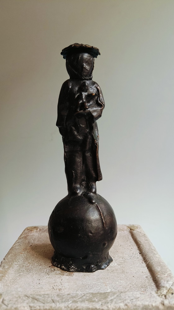 Image 1 of Mutter Erde by Nicolas Dings Skulptur Bronze 2008
