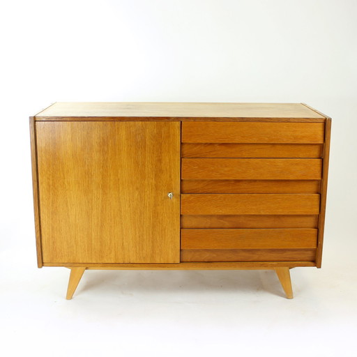 Buffet haut U 459 par Jiri Jiroutek pour Interier Praha, années 1960