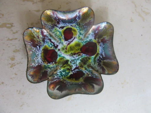 2 petits plateaux émaillés pour épingles/bijoux, style moderne du milieu du siècle, réf. 290826 (photo 2 of 9)
