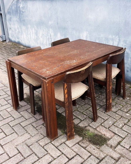 Ensemble de salle à manger brutaliste des années 1960 (table extensible + 4 chaises)