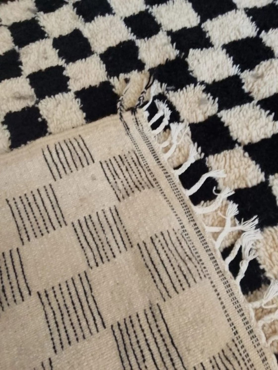 Image 1 of Berber Rug Black and White Checkerboard – Natural Wool Handwoven Contrast (250×145 cm)