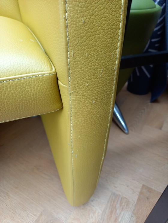 Image 1 of Conjunto sillón Leolux + 2 taburetes Tamtam