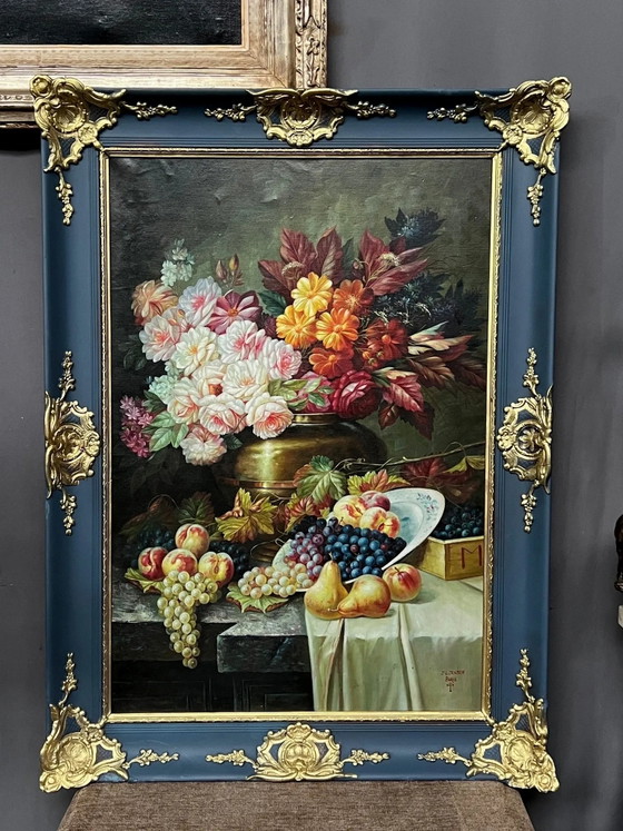 Still life signed with flowers and fruits. Oil on canvas., Paintings & Drawings (photo 2 of 11)
