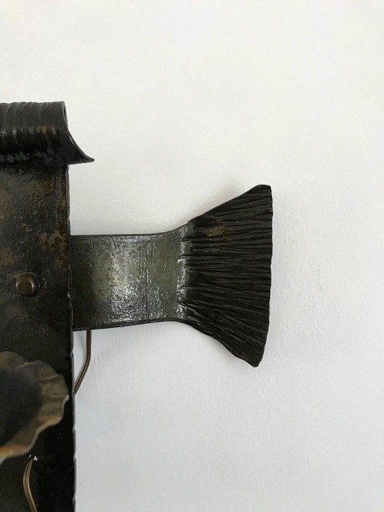 Image 1 of 2 brutalistische Wandleuchten aus Schmiedeeisen 70er Jahre