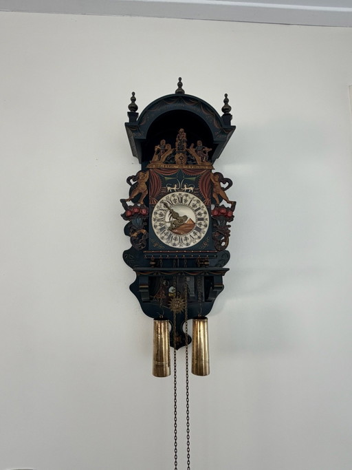 Orologio da parete Hindelooper dipinto di verde