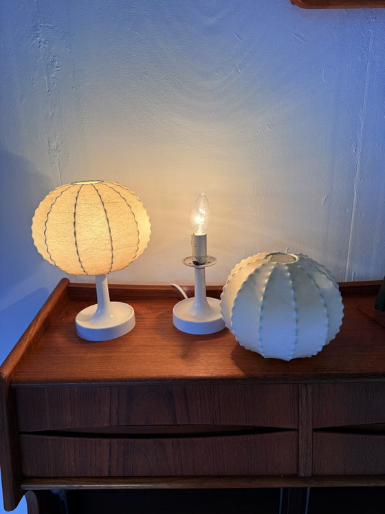 Image 1 of 2x lámpara de mesa capullo, Golkant Leuchten '60