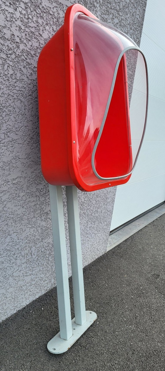 Image 1 of Pil-telefooncel op een standaard