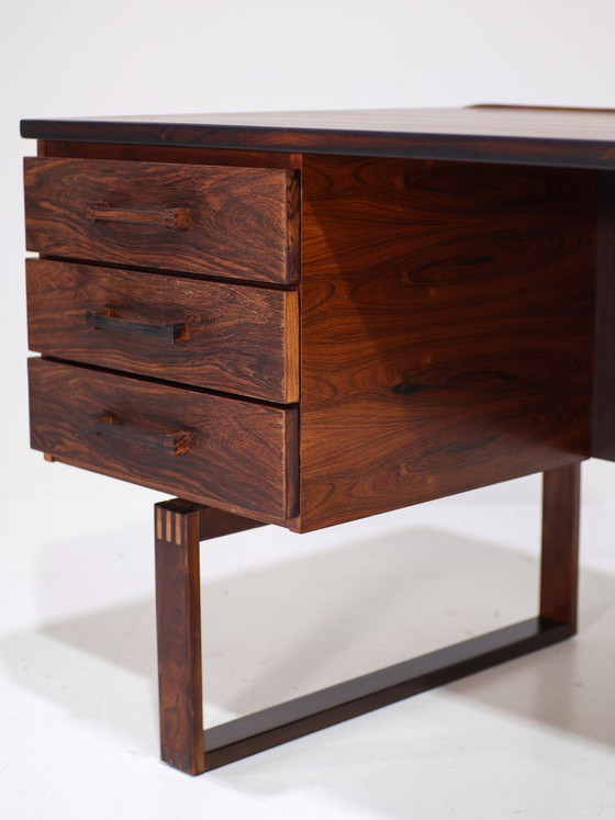 Image 1 of Vrijstaand bureau Jensen & Valeur Dyrlund palissander 1960s