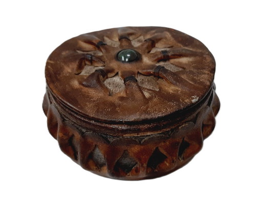  Vintage, handmade, round leather box