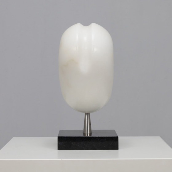 Image 1 of Sculpture abstraite en marbre sculptée à la main, design moderne néerlandais, années 1990