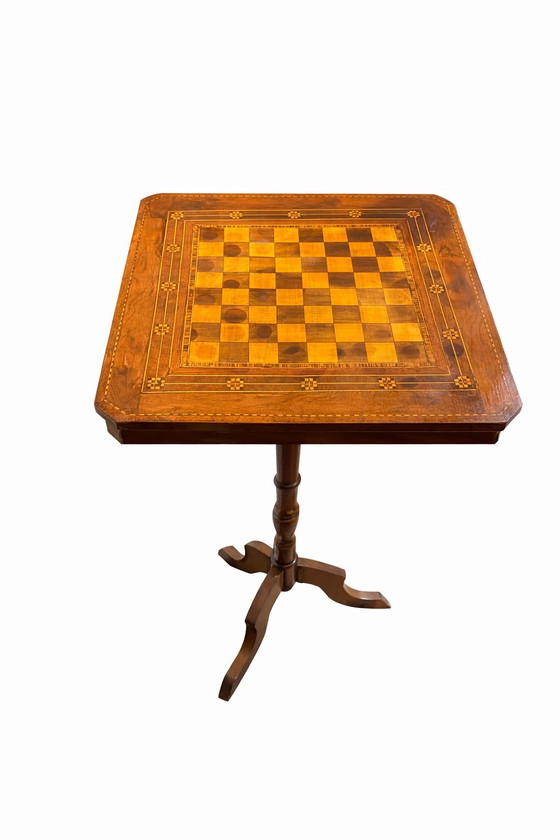 Image 1 of Table d'échecs vintage en bois incrusté - Projet de restauration rare