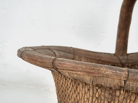 Antiker Weidenkorb mit Massivholzgriff (ca. 1900) #4, Dekorative Objekte, Korbgeflecht, Braun, Rustic (Foto 11 von 14)