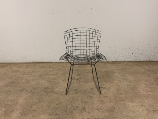 Chaise d'appoint Bertoia chromée, conçue par Harry Bertoia pour Knoll International, années 1980