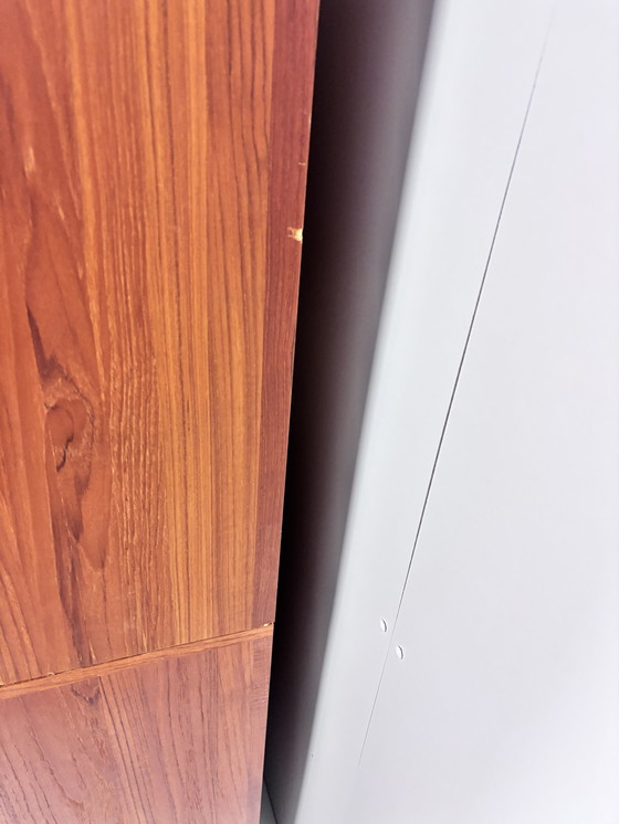 Image 1 of Vintage vitrinekast teak deens