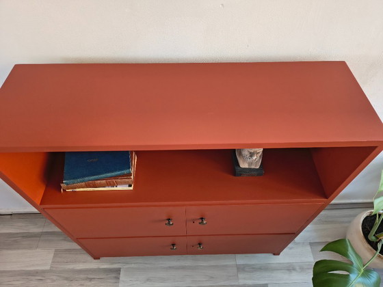Vintage Bookcase / Sideboard – Terracotta Red – Bronze (photo 6 of 8)