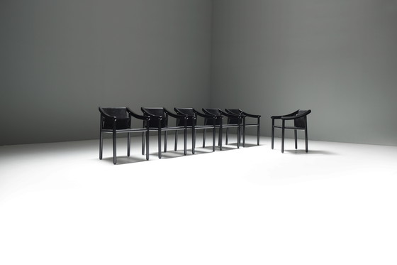 Image 1 of Superbe ensemble de 6 fauteuils '905' en cuir noir par Vico Magistretti pour Cassina